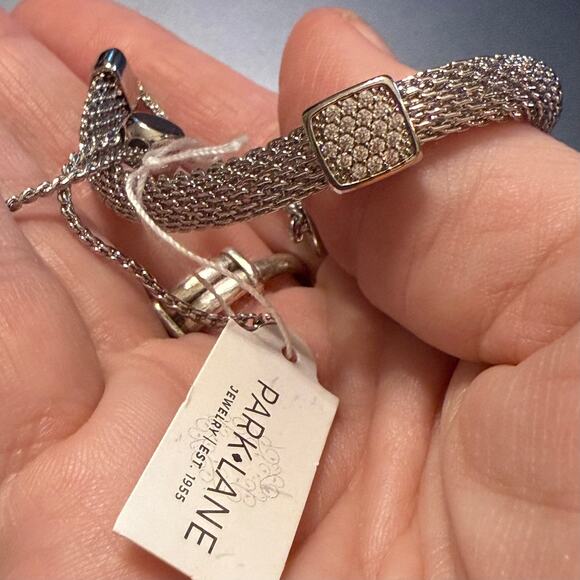Park Lane PLUSH Bracelet Silver Pave Crystal Adjustable NWT - Picture 5 of 7